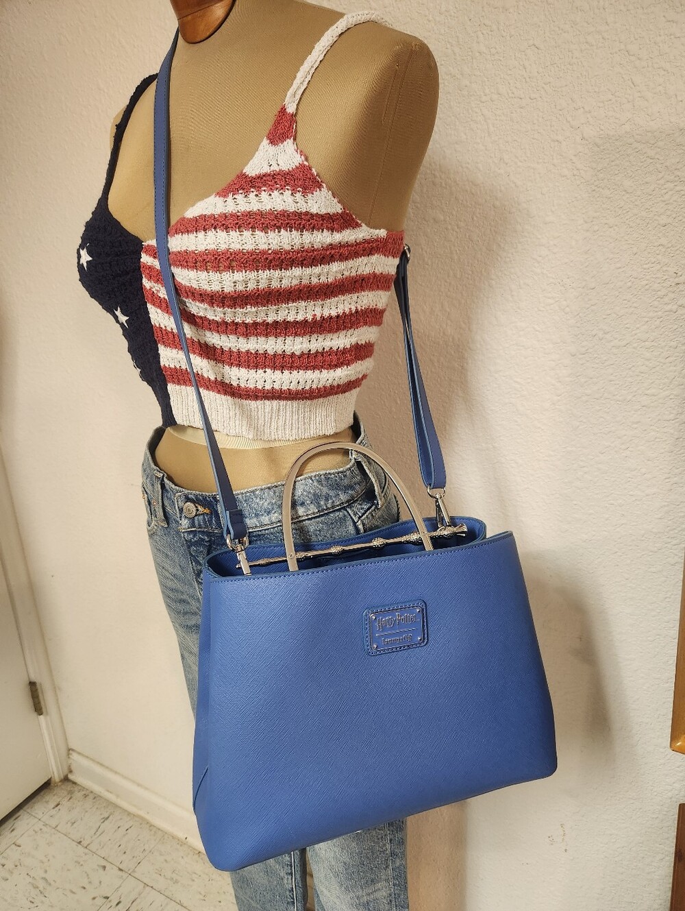 Loungefly Harry Potter Ravenclaw Elder Wand‎ Handbag BoxLunch Exclusive